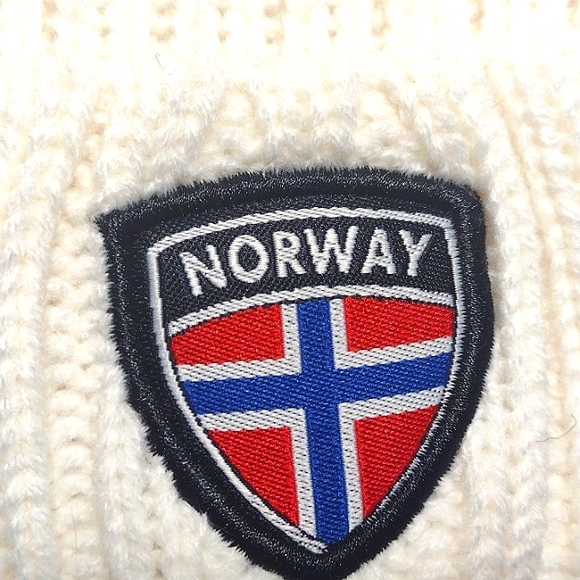 Rokk Norway Cable Faux Fur Hat - Picture 2 of 14